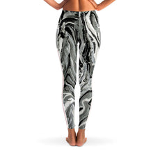 Load image into Gallery viewer, Activewear, leggings, yoga pants, yoga leggings, exercise leggings, pockets leggings, pocket leggings