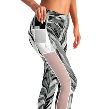 Load image into Gallery viewer, Activewear, leggings, yoga pants, yoga leggings, exercise leggings, pockets leggings, pocket leggings