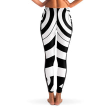 Load image into Gallery viewer, Activewear, leggings, yoga pants, yoga leggings, exercise leggings, pockets leggings, pocket leggings