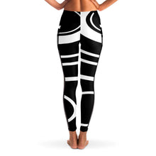 Load image into Gallery viewer, Activewear, leggings, yoga pants, yoga leggings, exercise leggings, pockets leggings, pocket leggings